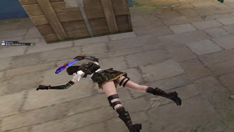 穿越火线怎么踢腿狙